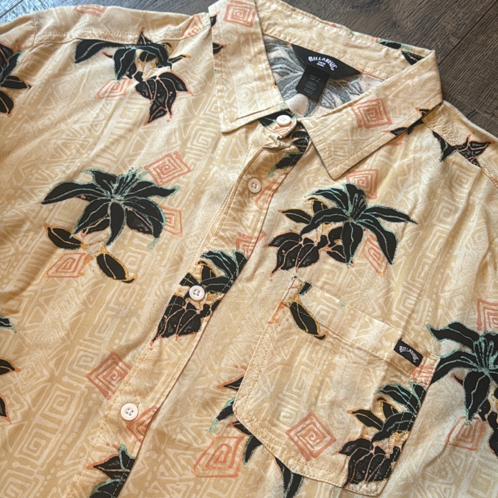 Billabong Patrick Short Sleeve Button-Up Shirt New With Tags Medium Hawaiian - Picture 3 of 8